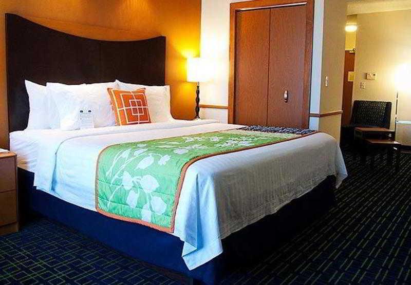 Fairfield Inn & Suites Tampa Fairgrounds/Casino Orient Park Zewnętrze zdjęcie