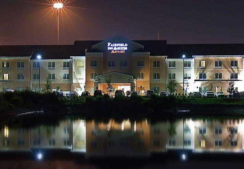 Fairfield Inn & Suites Tampa Fairgrounds/Casino Orient Park Zewnętrze zdjęcie