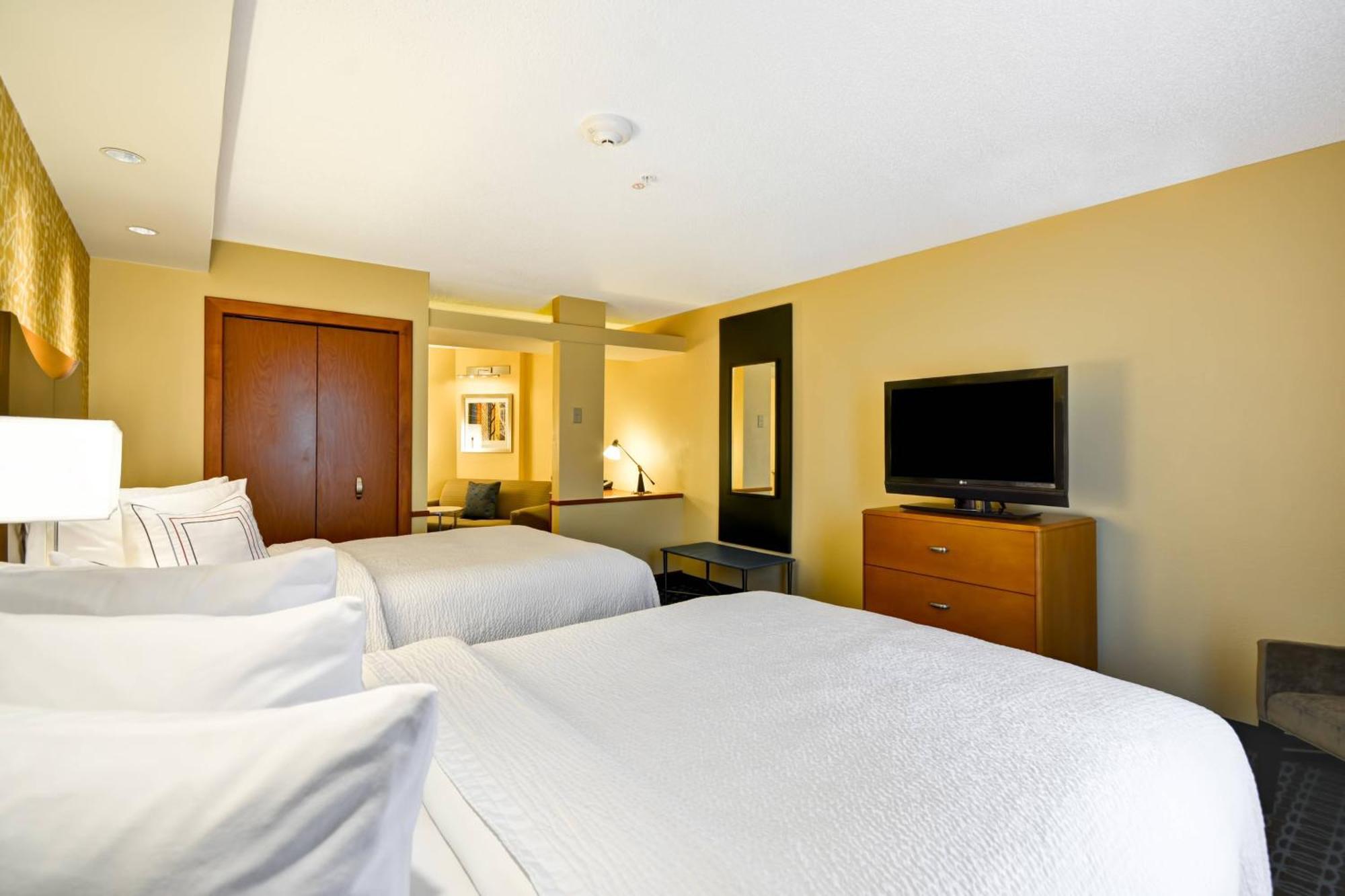 Fairfield Inn & Suites Tampa Fairgrounds/Casino Orient Park Zewnętrze zdjęcie