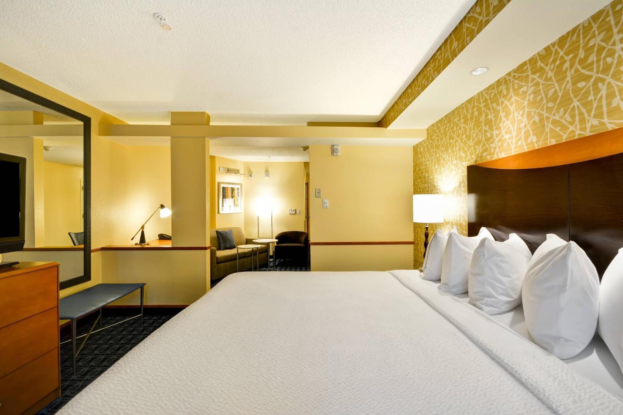 Fairfield Inn & Suites Tampa Fairgrounds/Casino Orient Park Zewnętrze zdjęcie