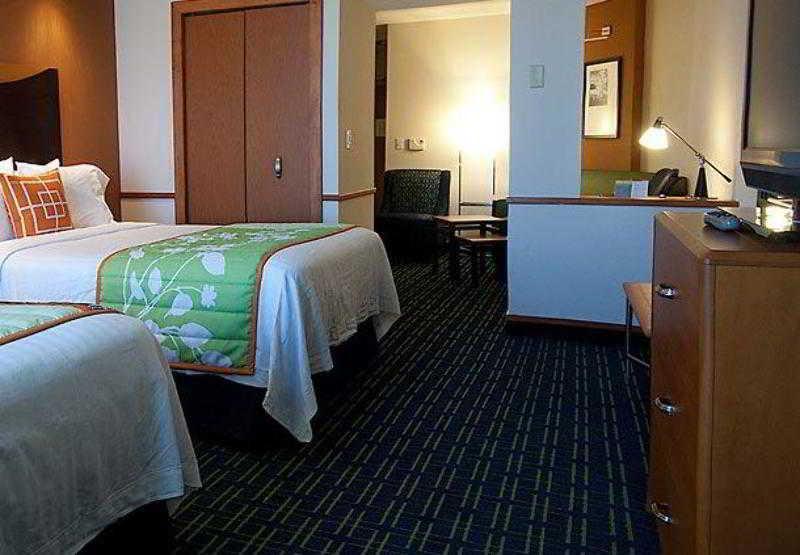 Fairfield Inn & Suites Tampa Fairgrounds/Casino Orient Park Zewnętrze zdjęcie